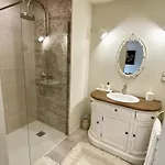 Le Boudoir De Syssi Bed & Breakfast *