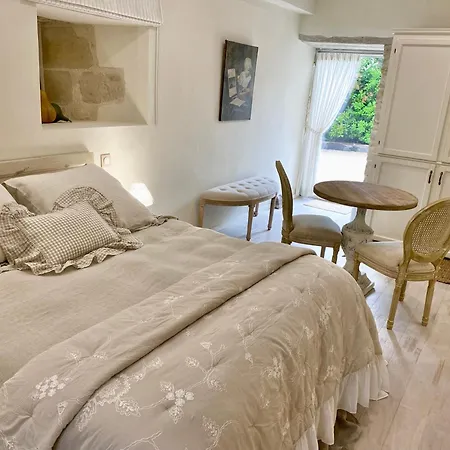 Le Boudoir De Syssi Bed & Breakfast